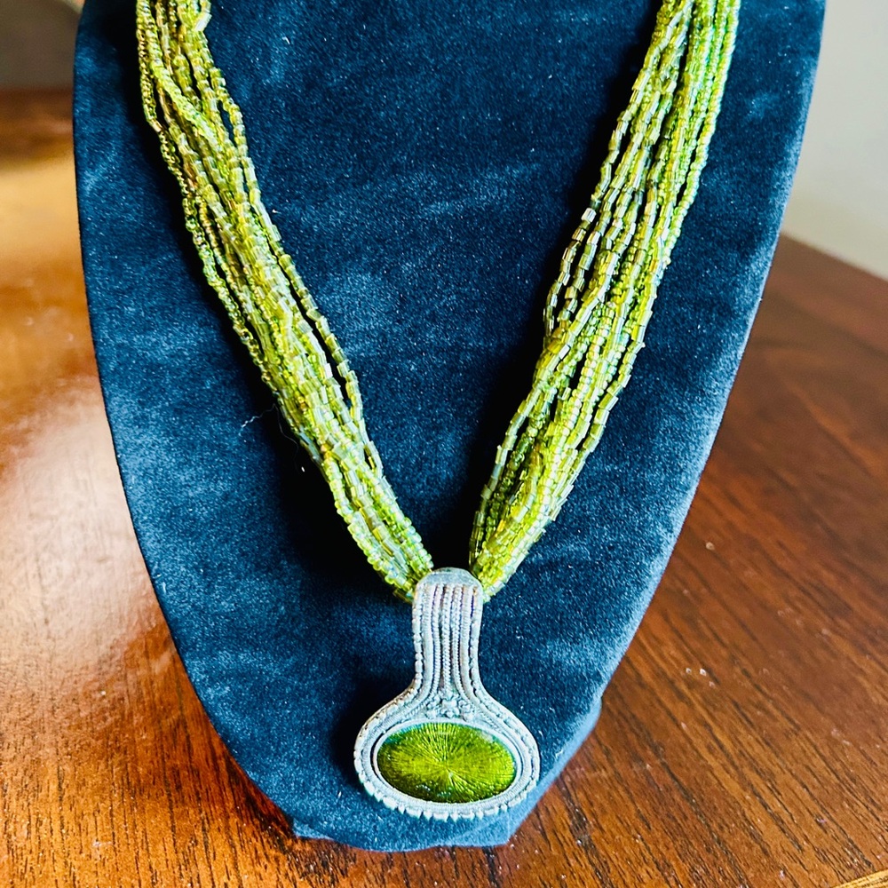Vintage Green‎ stone and beaded necklace